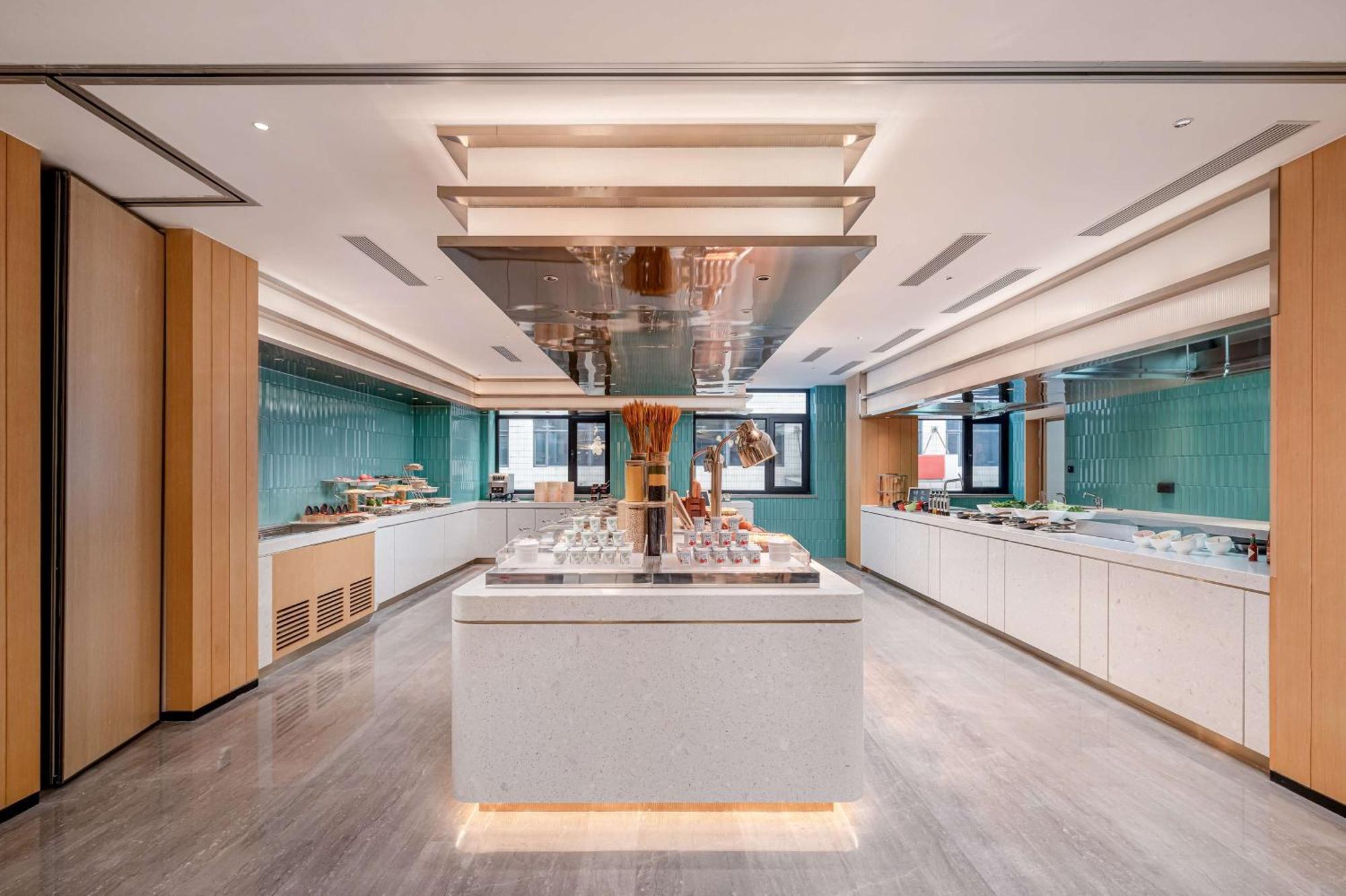 Hilton Garden Inn Beijing Temple Of Heaven East Gate Station Экстерьер фото